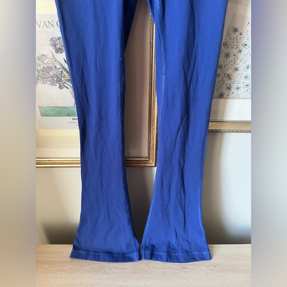 Lululemon Align High-Rise Mini Flare Pant 32" 2 - Picture 10 of 16
